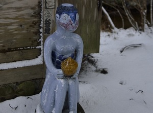 A statue of Kappa by the shrine in Kappa-buchi