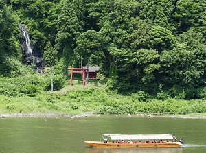 Shiraito Waterfall