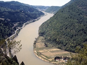 Mogami gorge