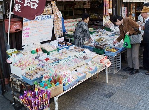 Dagashi shop in Kashiya Yokocho